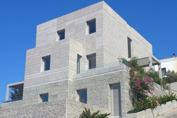 Grey Travertine Tile Walls