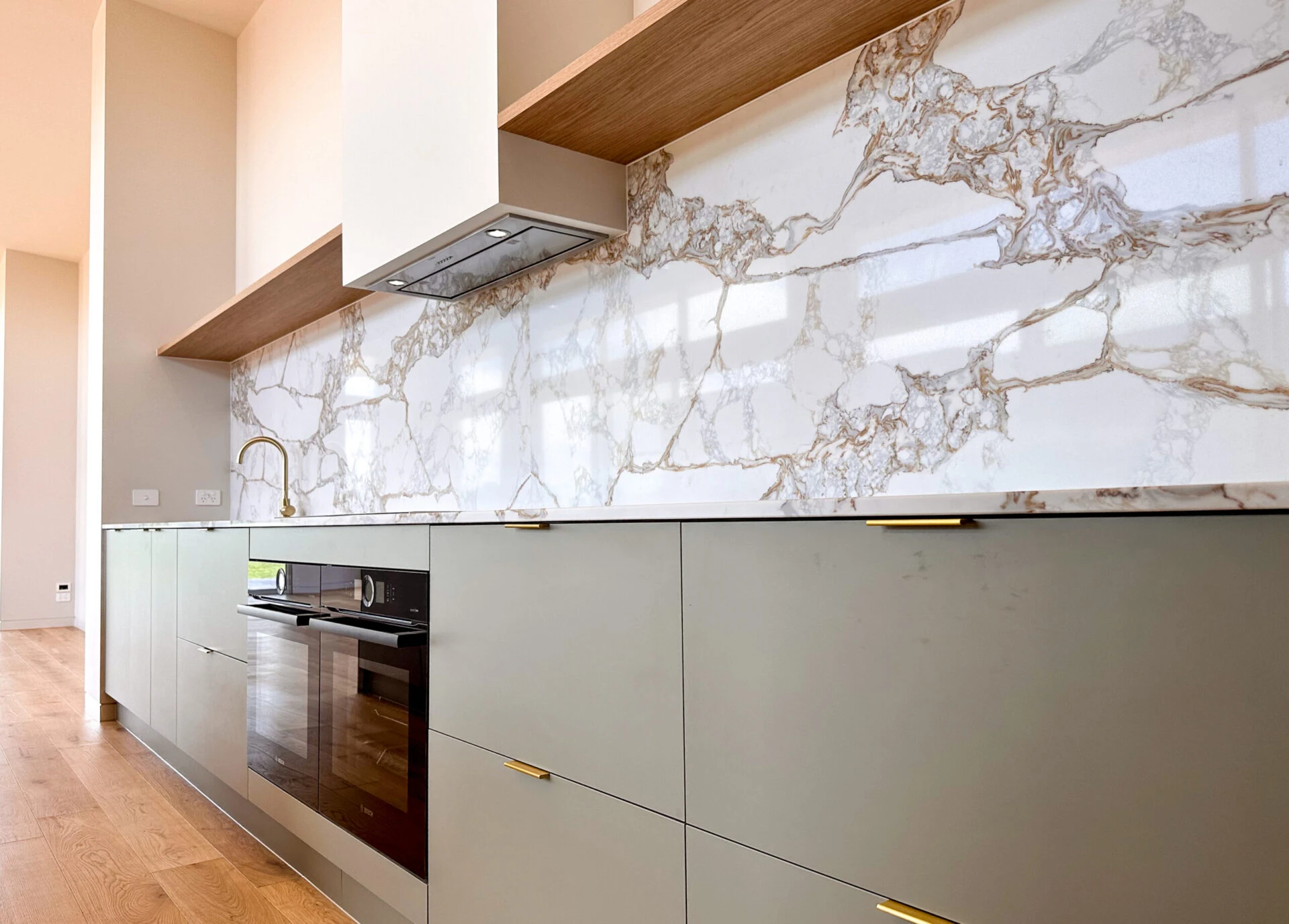 Oro Lusso benchtop 2