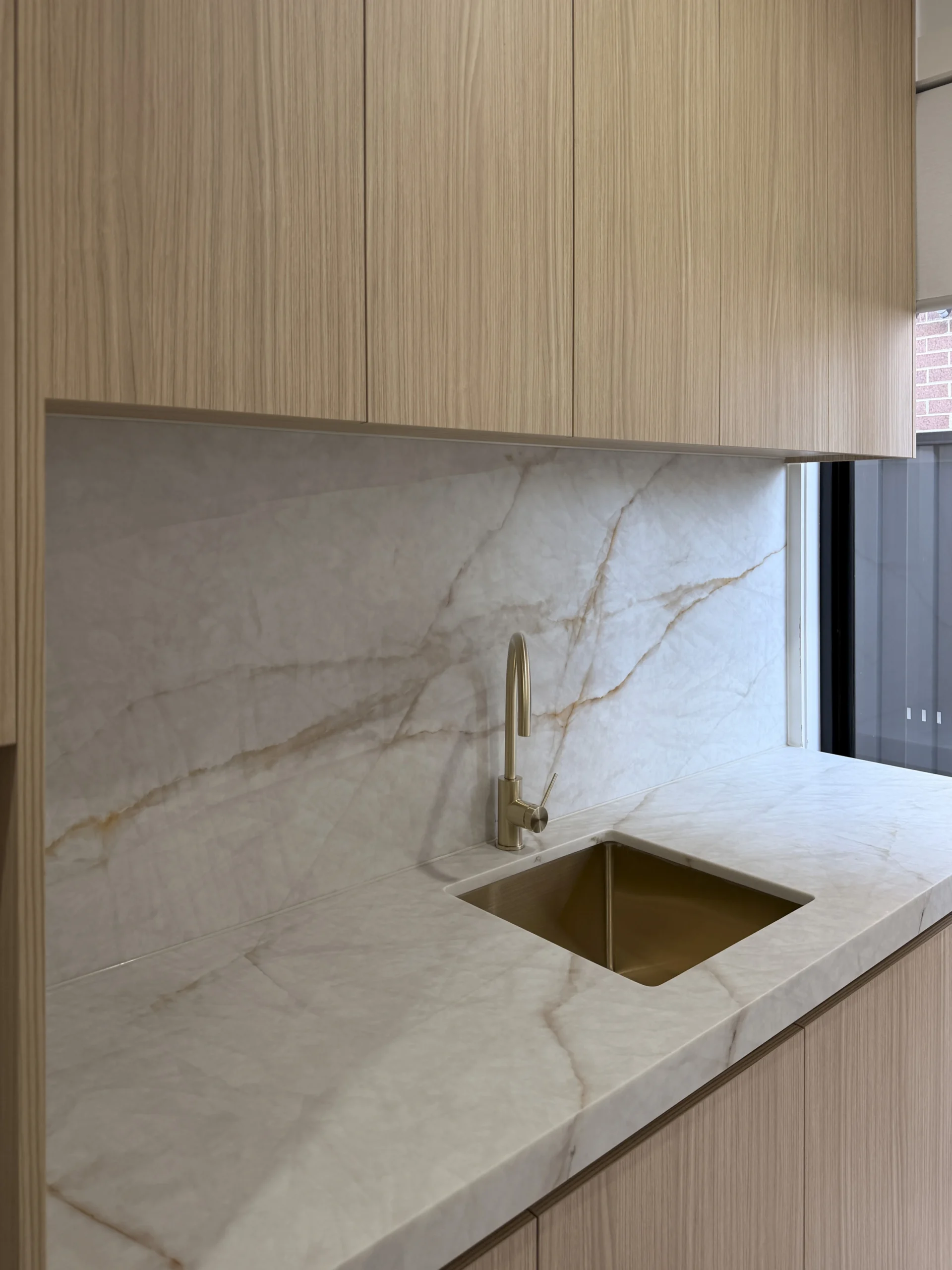 Aurora Luna sink