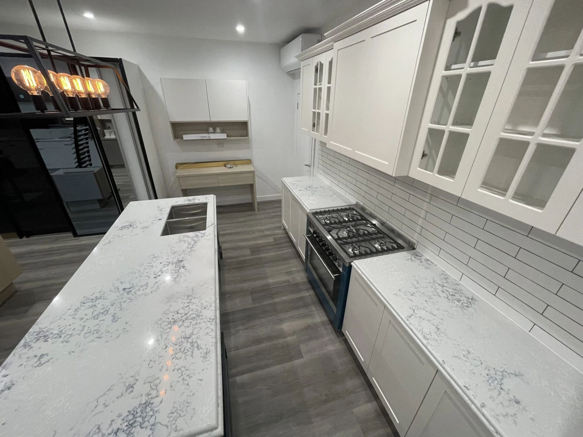 Snow Mountain Kitchen 2