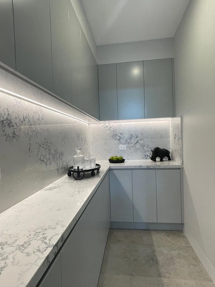 Snow Mountain Splashback